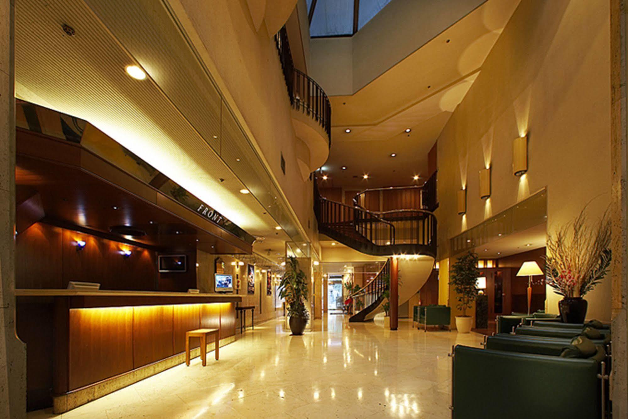 Hotel Park Side Tokyo Bagian luar foto