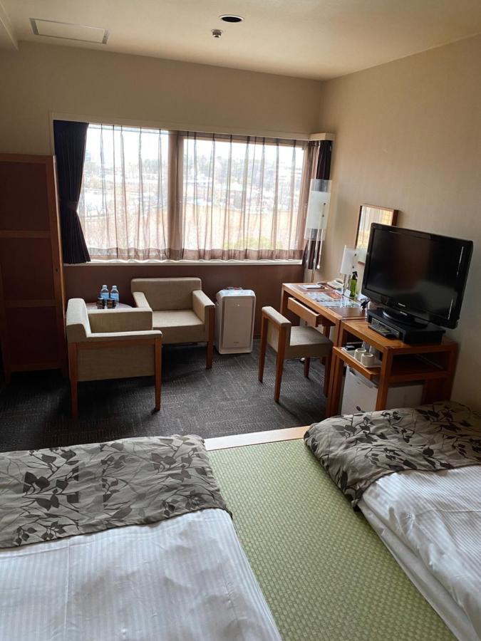 Hotel Park Side Tokyo Bagian luar foto