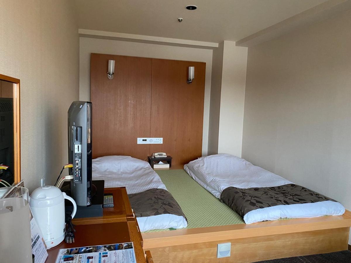 Hotel Park Side Tokyo Bagian luar foto